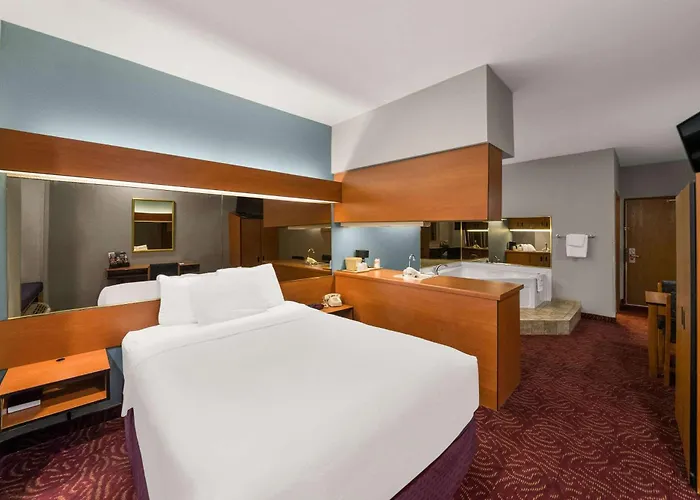 Econo Lodge Inn & Suites Mesquite - Dallas East